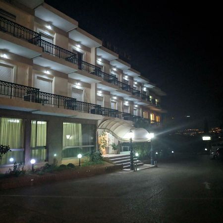 Hotel Anesi Atina Dış mekan fotoğraf