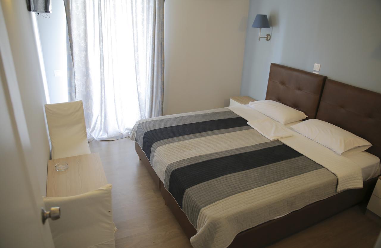 Hotel Anesi Atina Dış mekan fotoğraf