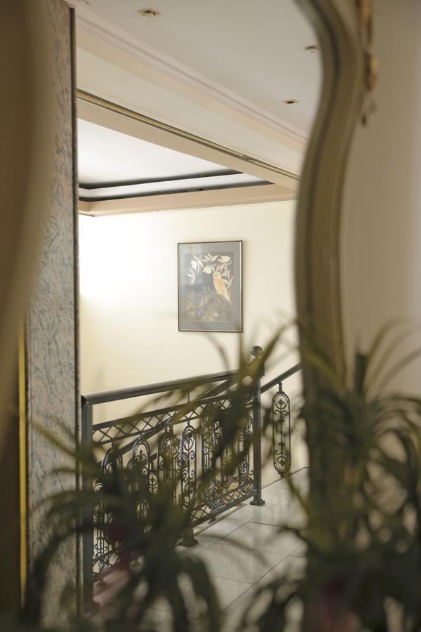 Hotel Anesi Atina Dış mekan fotoğraf