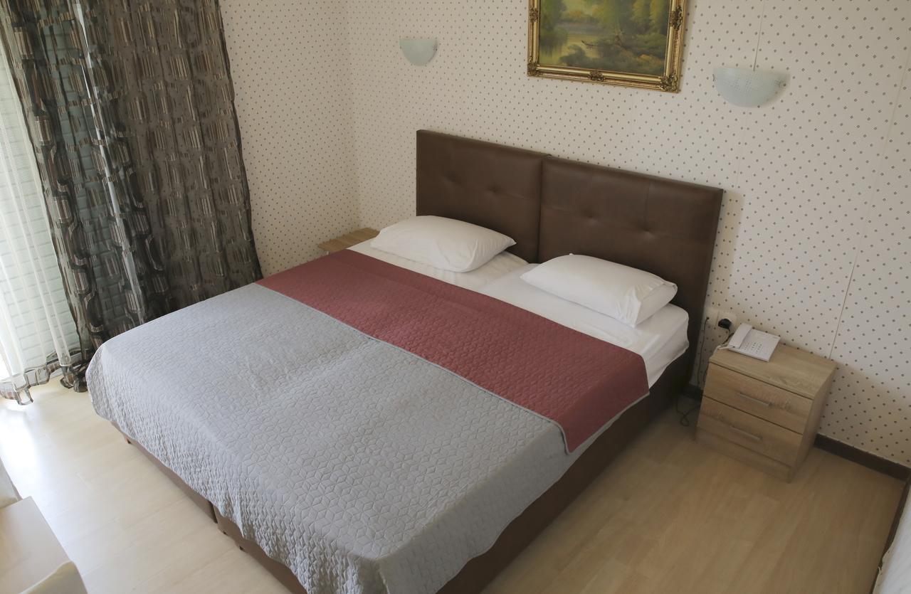 Hotel Anesi Atina Dış mekan fotoğraf