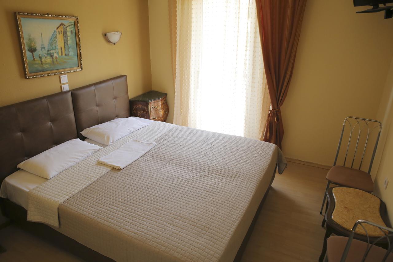 Hotel Anesi Atina Dış mekan fotoğraf